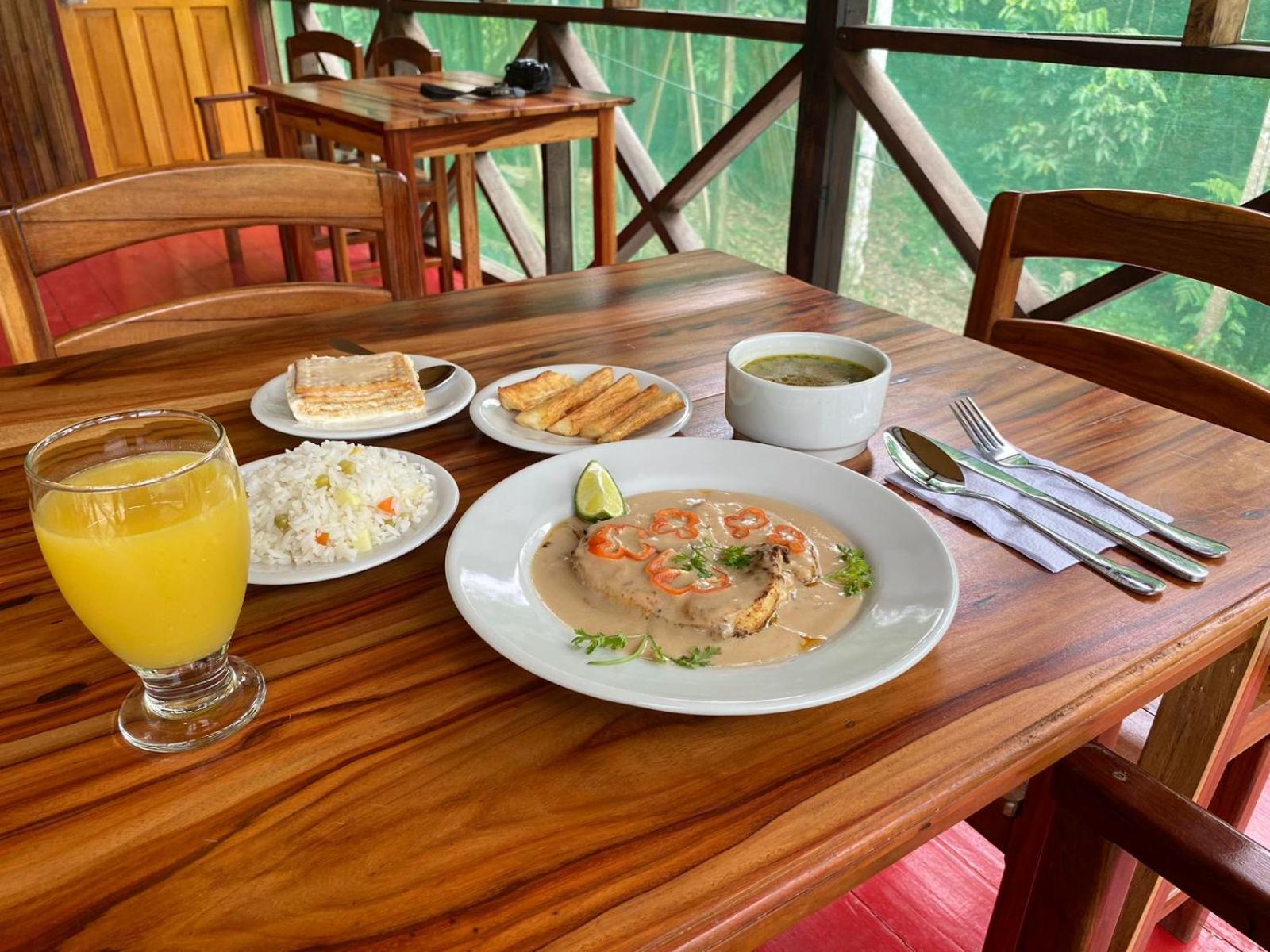 Amazon Acai Lodge Leticia Buitenkant foto